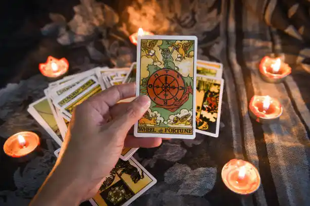 tarot cards Huber Ridge